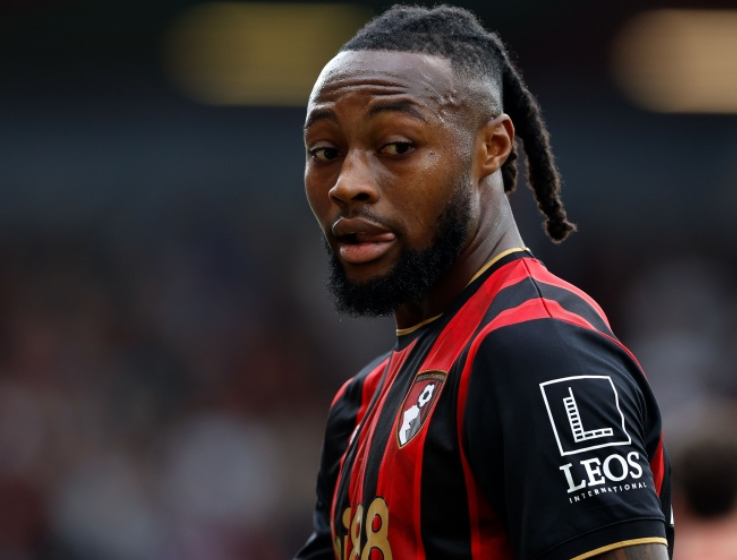 曼聯(lián)引援塞梅尼奧：堅(jiān)守薪資結(jié)構(gòu)，競爭態(tài)勢復(fù)雜